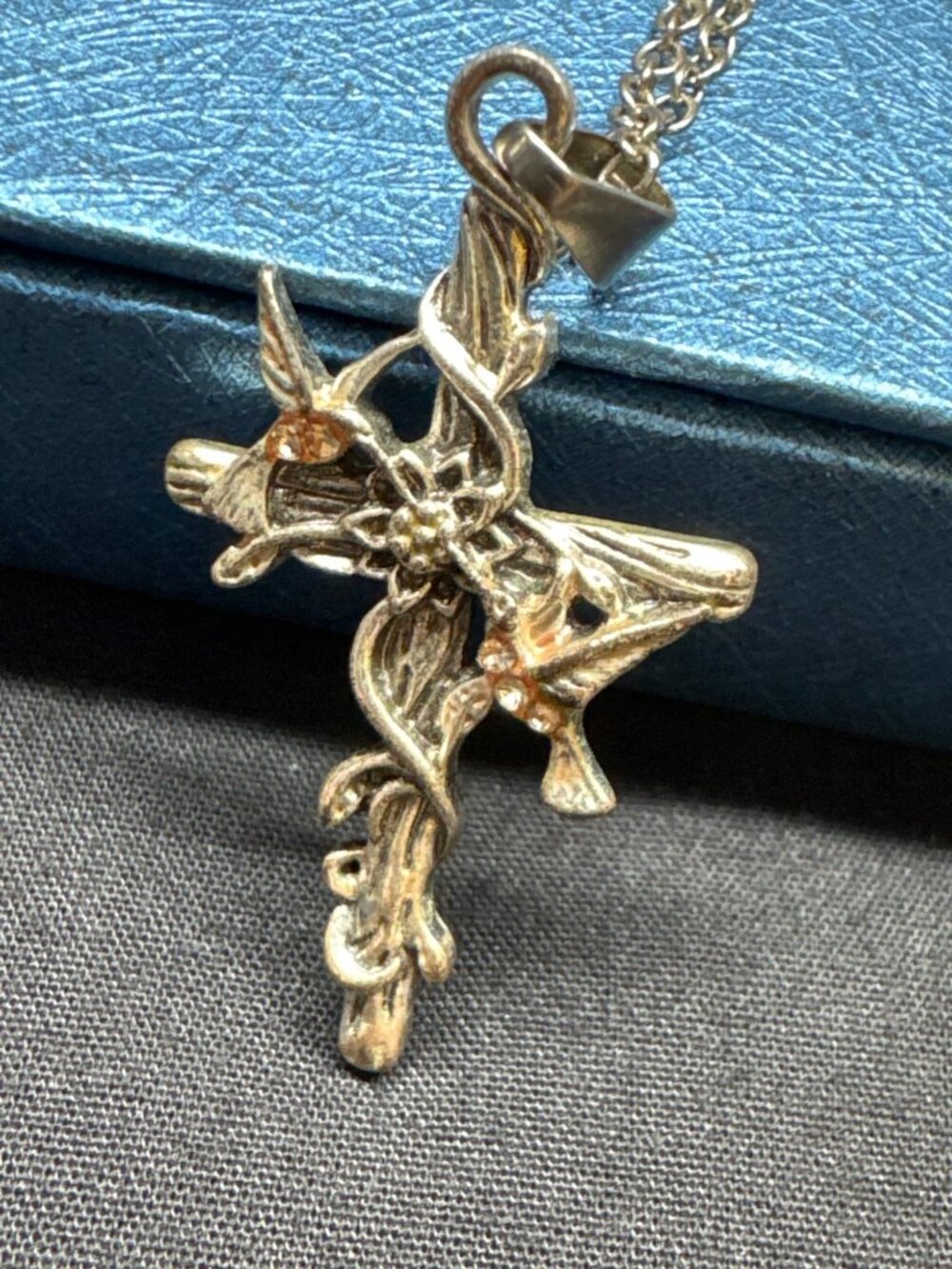 Cross Pendant Necklace With Floral Design On Silver Chain 18 Inches Intricate De